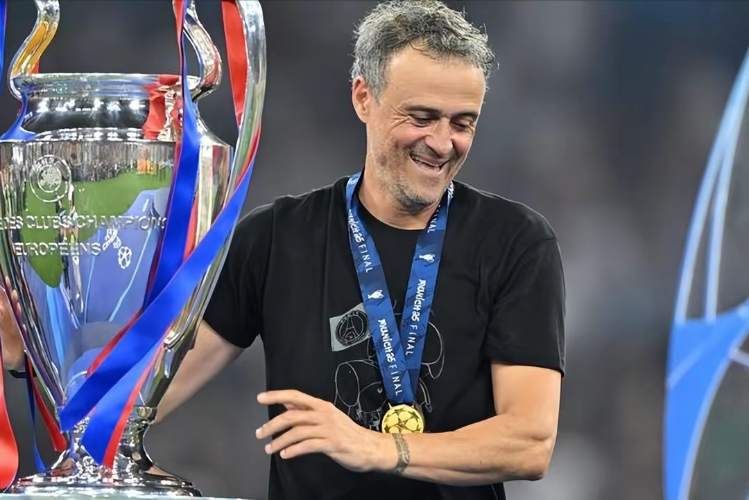 包含冲刺阶段罗马备战欧冠，主帅复盘细节曝光，更衣室稳定，轮换策略成焦点的词条-米乐官网入口